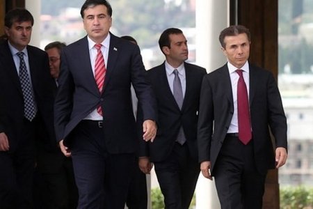 Gürcüstanda seçki İvanişvili - Saakaşvili mübarizəsinə çevrilib