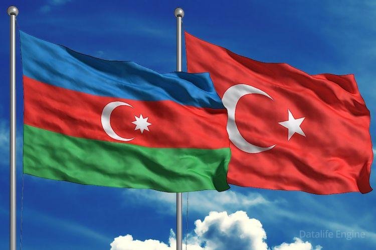 Azərbaycan-Türkiyə birliyi bütün türk dünyasına nümunədir - Politoloq