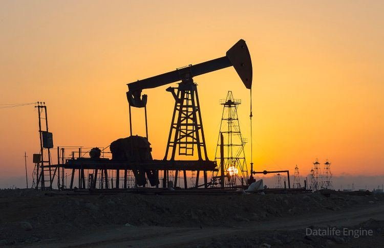 BEA Azərbaycanda neft hasilatı proqnozlarını yüksəldib