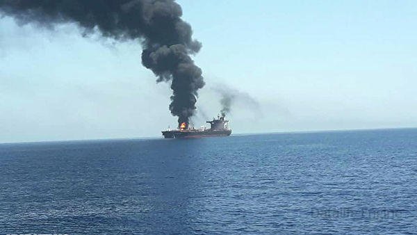 İranda hərbi gəmi batıb