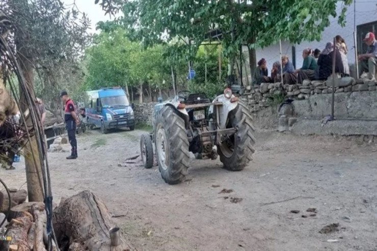 4 yaşlı Yusif atasının idarə etdiyi traktorun altında qalaraq öldü