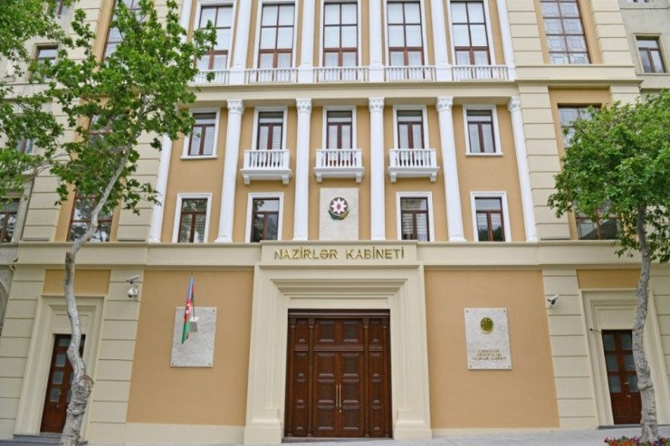 "Bizim Nazirlər Kabineti kişilər klubudur" - Deputat "Bizim Nazirlər Kabineti kişilər klubudur" - Deputat
