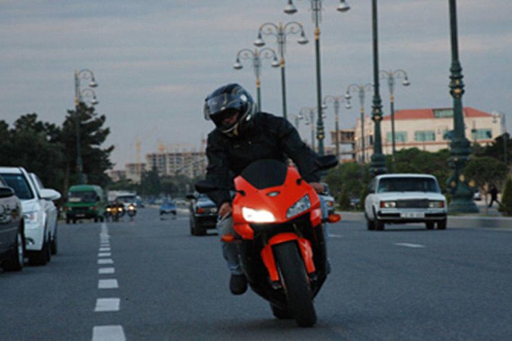 Motosikletlə narkotik daşıyan qardaşlar tutuldu