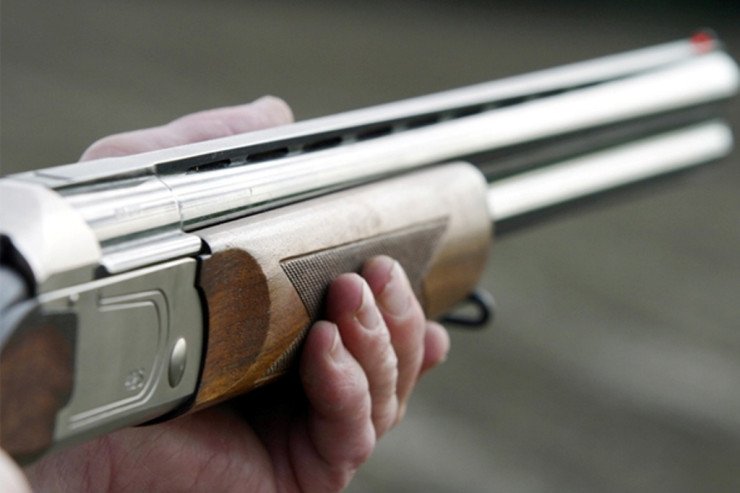 Kənddə qohumların mübahisəsində atəş açıldı