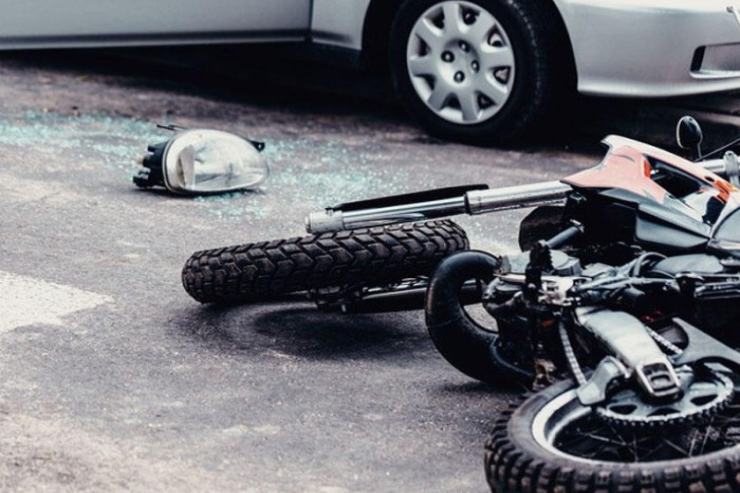Hacıqabulda moped "KaMAZ"a çırpıldı, sürücü öldü