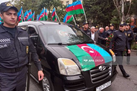 Onu xilas edəndə ölən atası ilə qoşa dəfn olundu - Şəhid polisin acı həyat hekayəsi