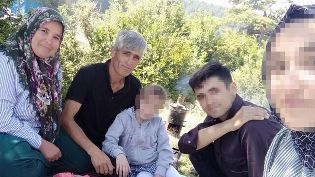 Qadın ərini öldürüb, öz atasını boğdu Qadın ərini öldürüb, öz atasını boğdu