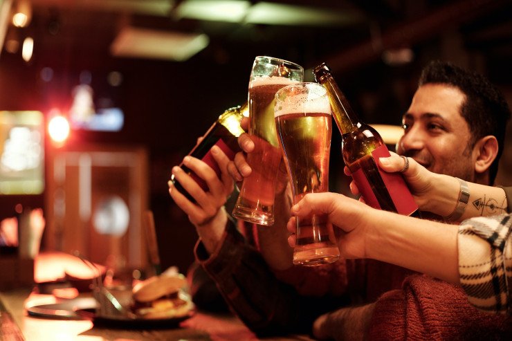 Hansı spirtli içkilər demensiya riskini artırır?