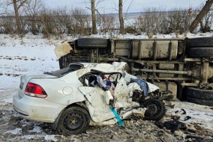 Dörd günlük körpə yol qəzasında öldü