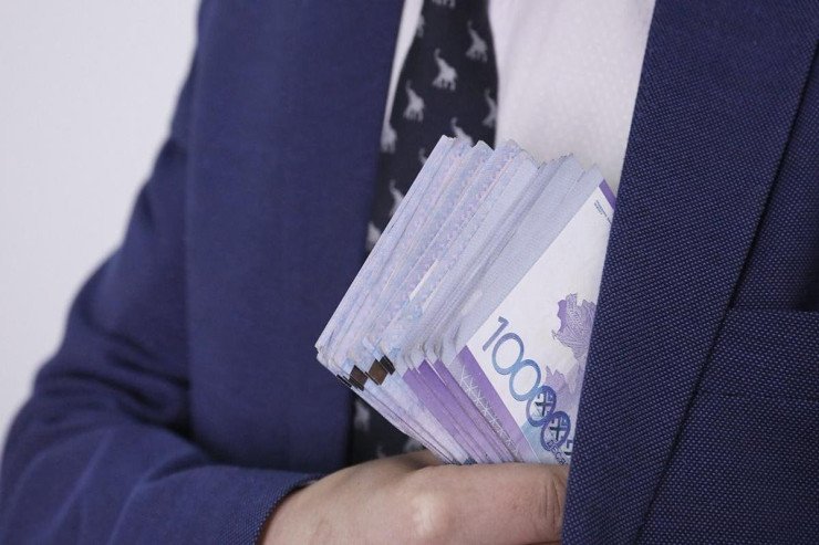 426 milyon dollarlıq mənimsə və rüşvətdə ittiham olunan məmur edam edildi 426 milyon dollarlıq mənimsə və rüşvətdə ittiham olunan məmur edam edildi