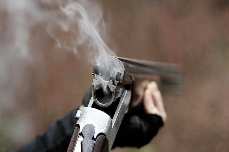 21 yaşlı arvadını ov tüfəngi ilə öldürdü 21 yaşlı arvadını ov tüfəngi ilə öldürdü